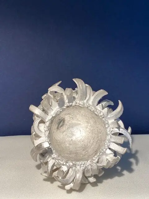 4.5 Anomala : a delicate dance between porcelain and silver 448cm3 - Image 5